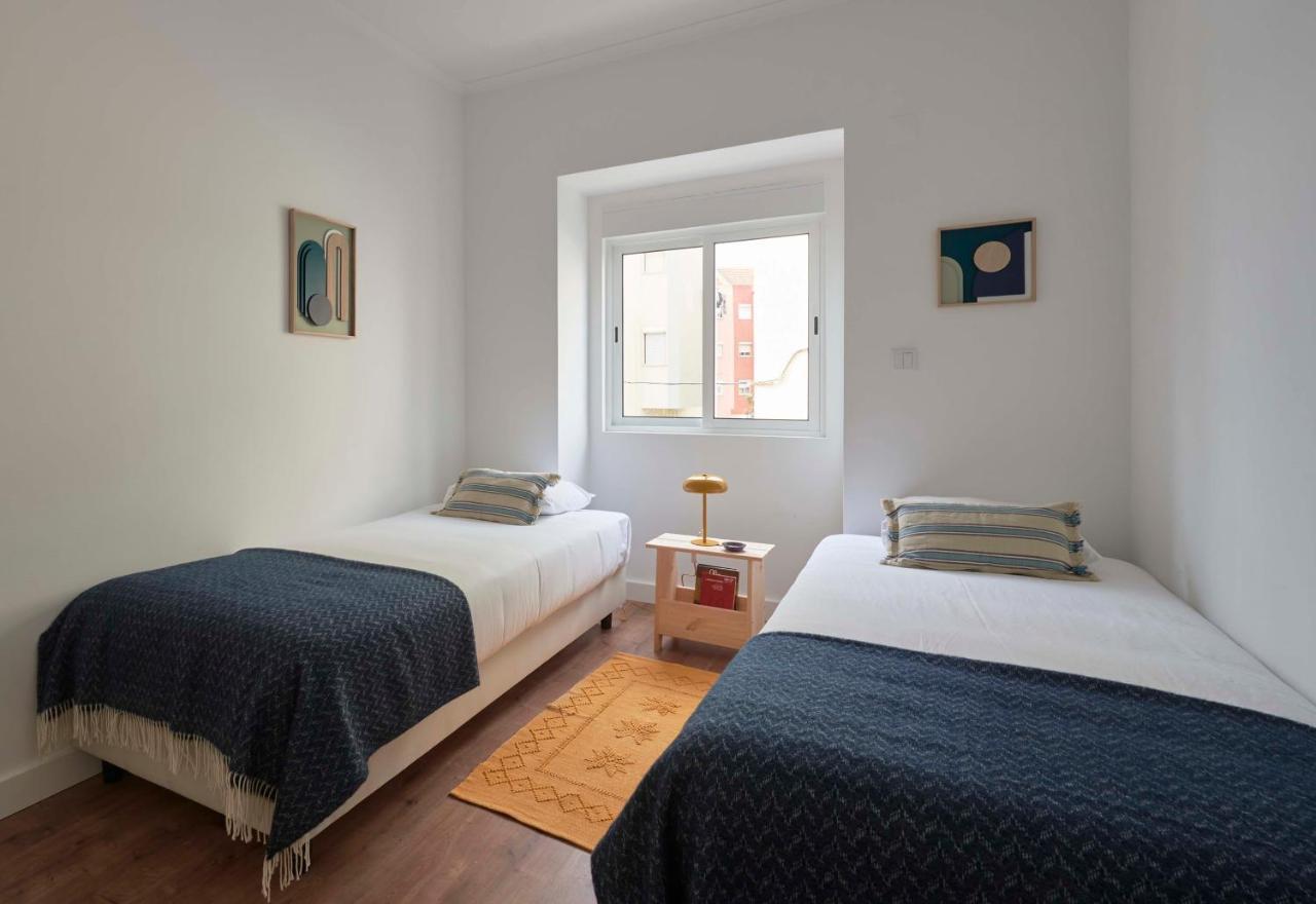 Spacious & Light-Filled 4Br Apartment By Timecoler Amadora Exterior photo
