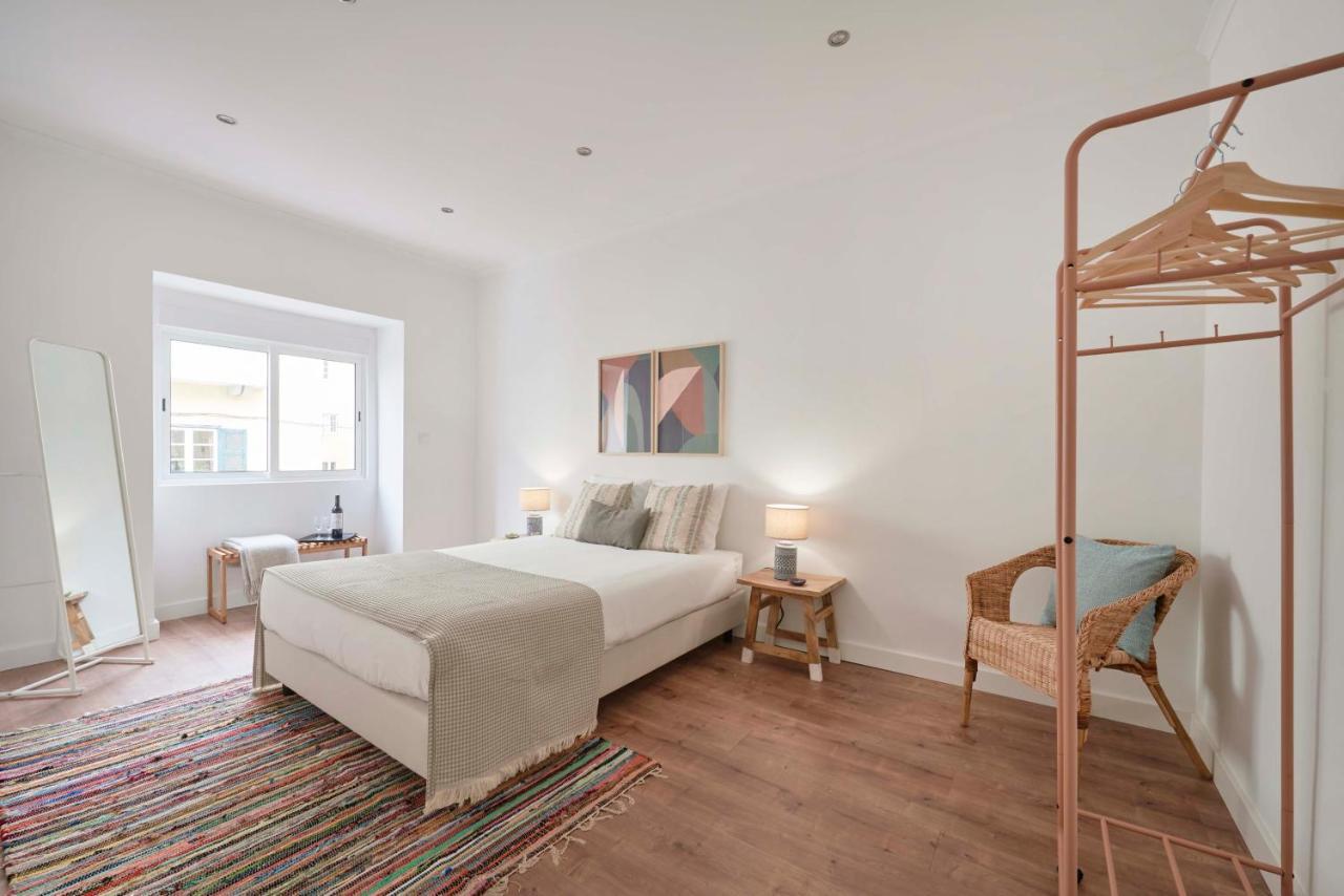 Spacious & Light-Filled 4Br Apartment By Timecoler Amadora Exterior photo